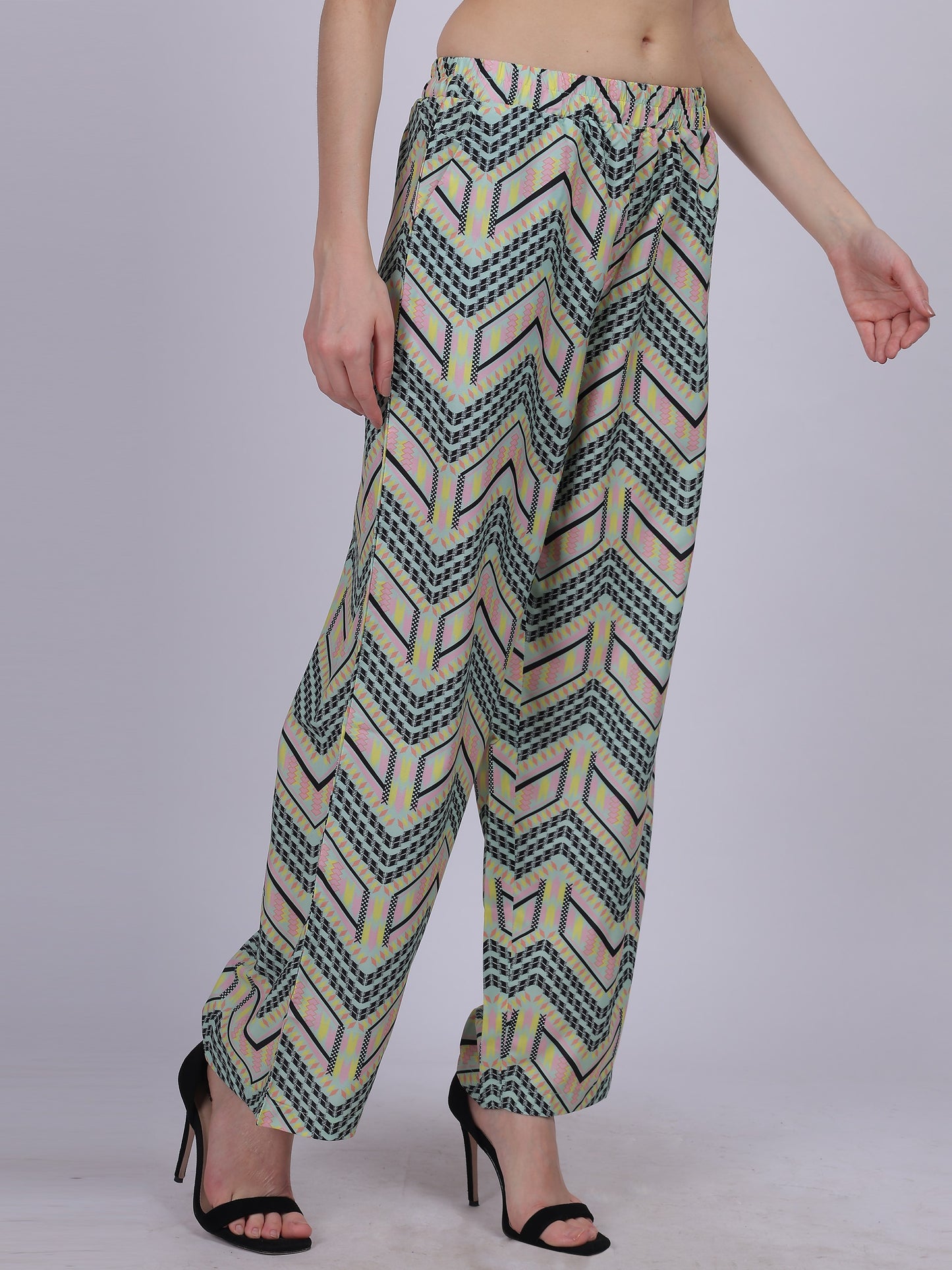 Green Straight Fit Printed Palazzo Fashion Pants