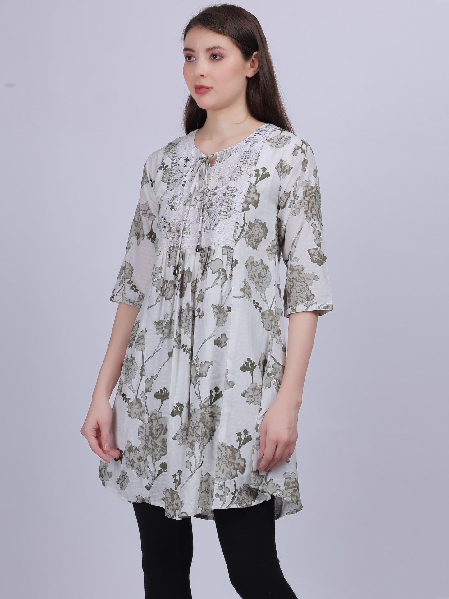 Green Floral Print Long Tunic Fashion Top With Neck Embroidery