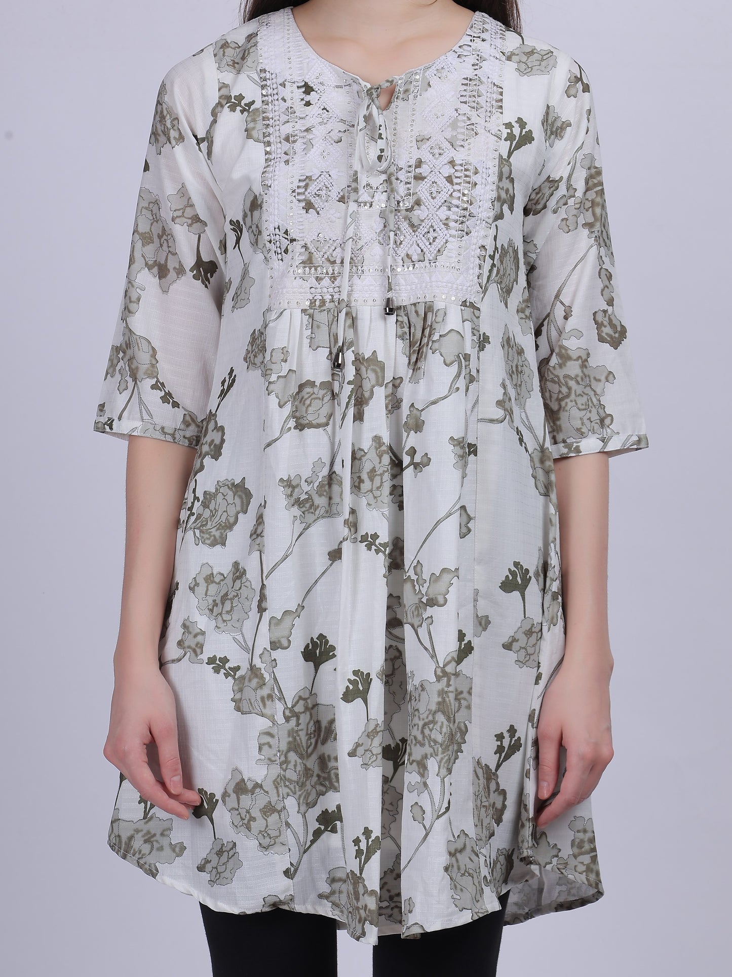 Green Floral Print Long Tunic Fashion Top With Neck Embroidery