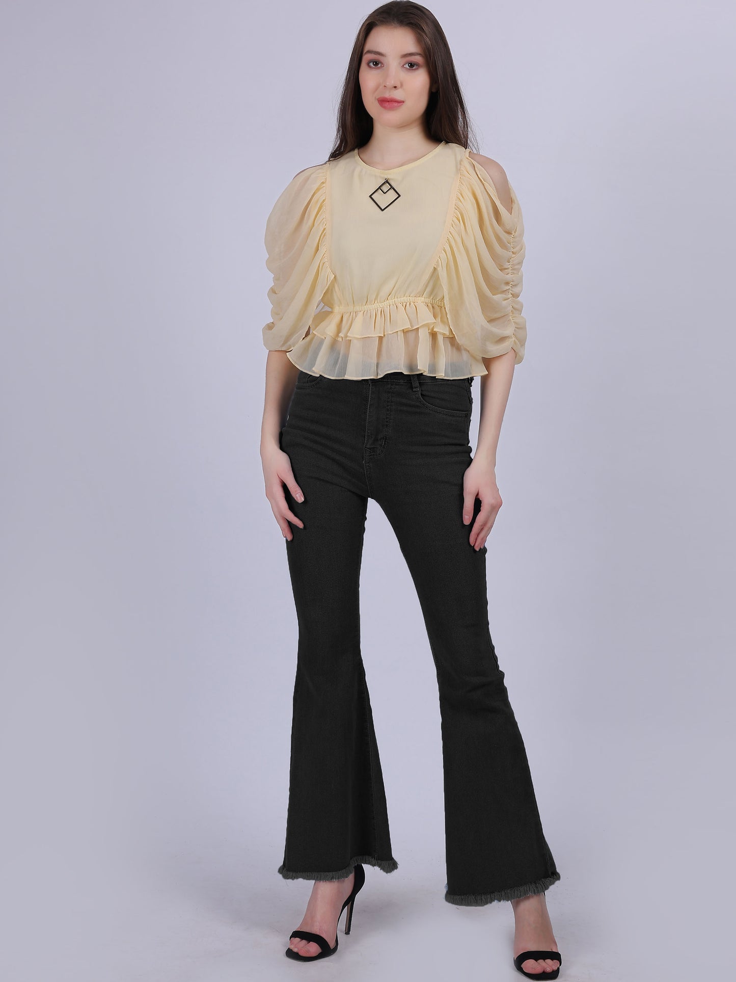 Yellow Solid Basic Casual Top With Lace Embellishment