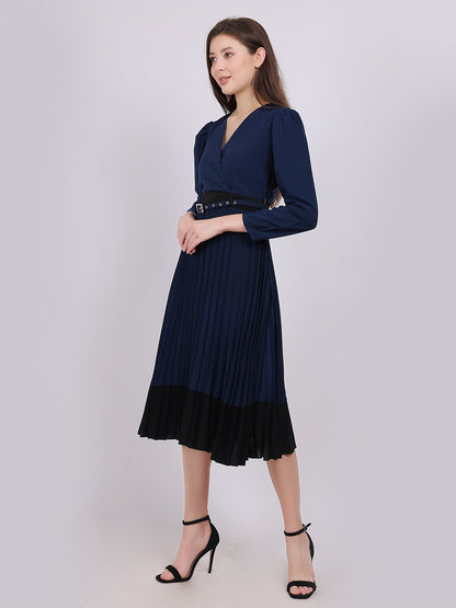 Navy Solid Pleated Fashion Dress With Puff Sleeves