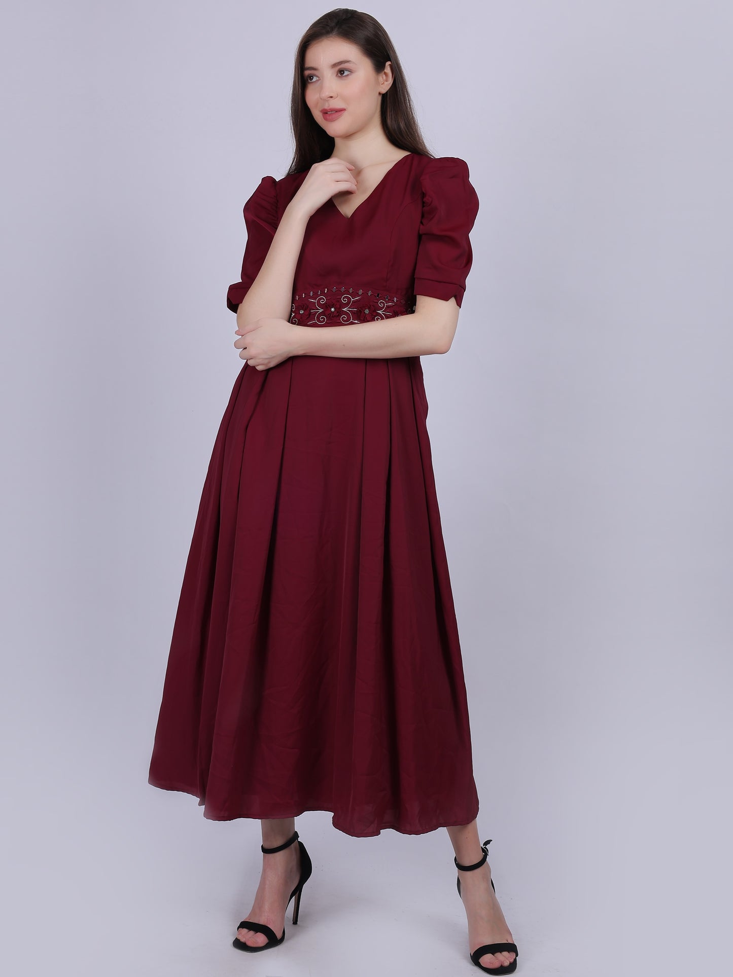 Solid Fashion Pleated Dress With Waist Handwork Embroidery