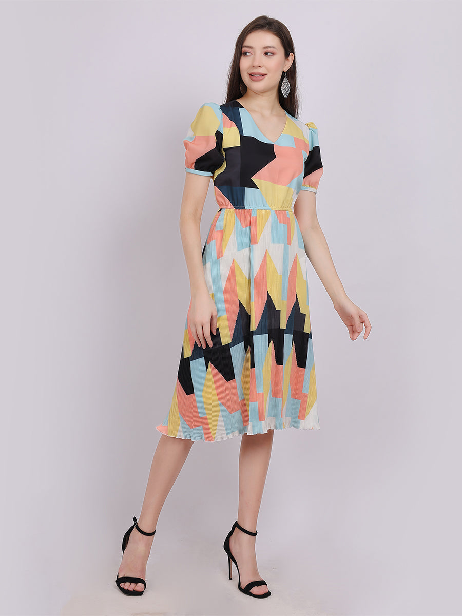 Abstract Print Pleated Fashion Dress