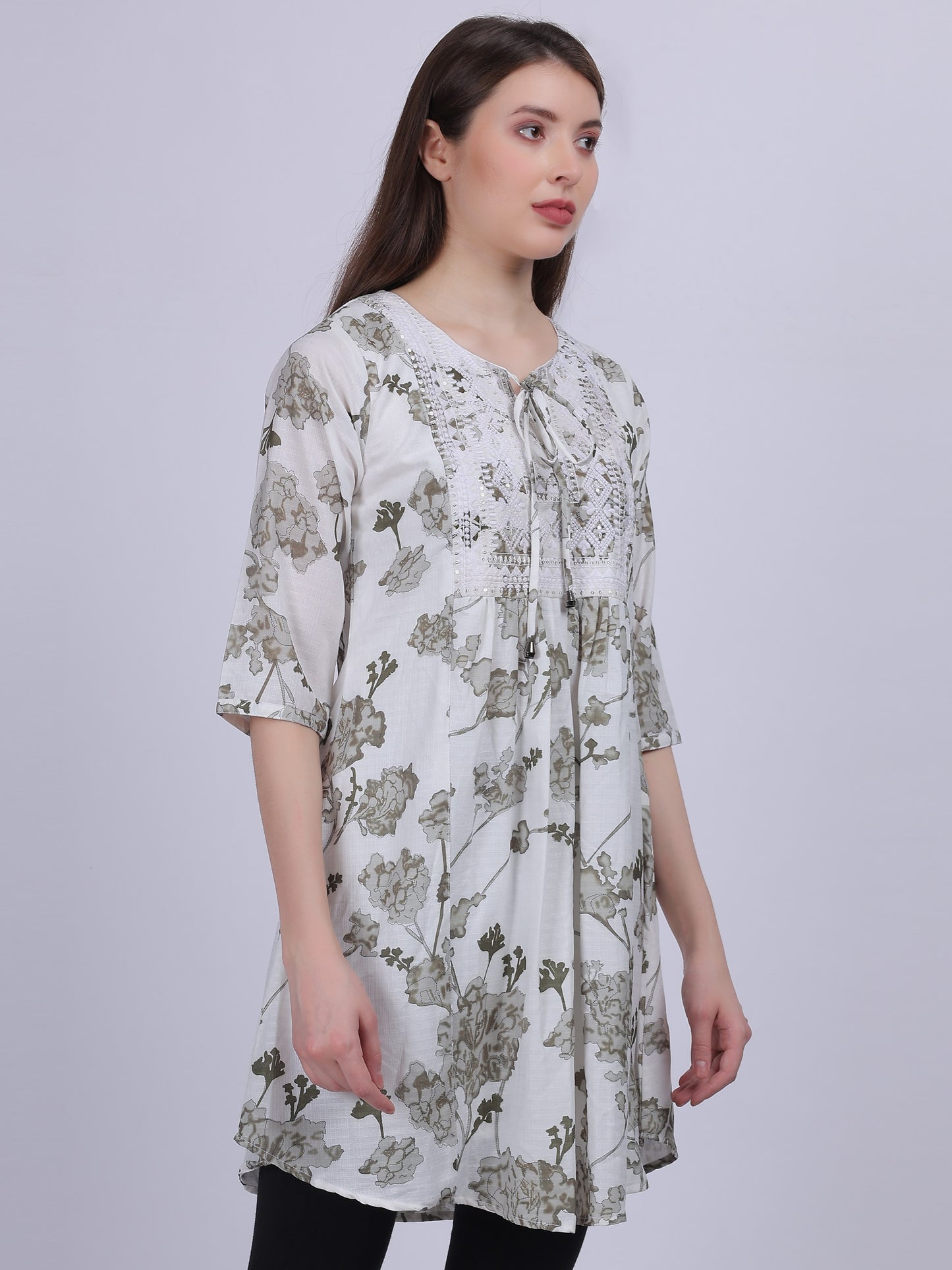 Green Floral Print Long Tunic Fashion Top With Neck Embroidery