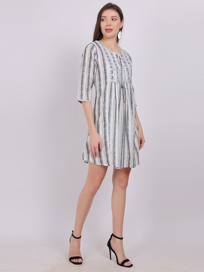 Green Stripe Print Long Tunic Fashion Top With Neck Embroidery