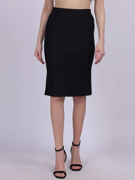 Black Solid Bodyfit Fashion Skirt